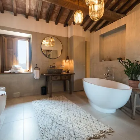Borgo Castello Panicaglia Hotel 4*