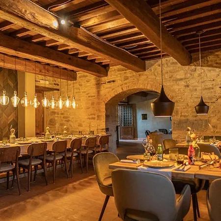 Borgo Castello Panicaglia 3* 诺西拉·乌姆布拉